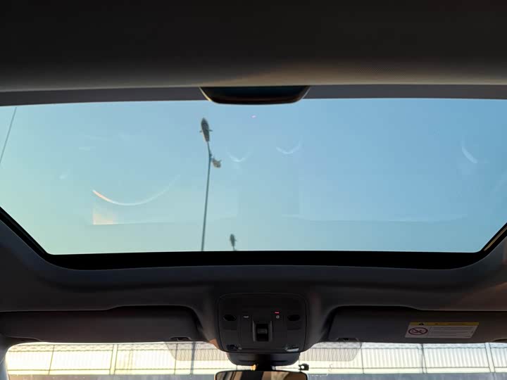 Фото 9 - Audi Q2L