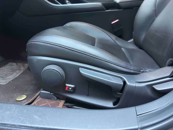 Фото 17 - Mazda 3 (Axela)