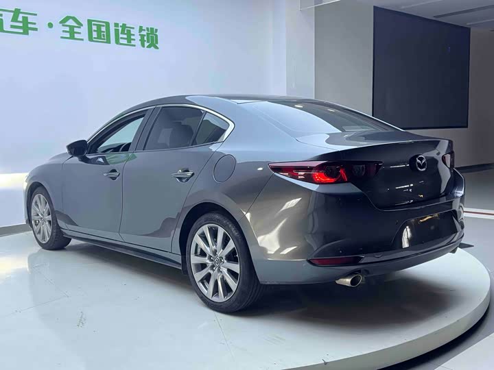 Фото 4 - Mazda 3 (Axela)