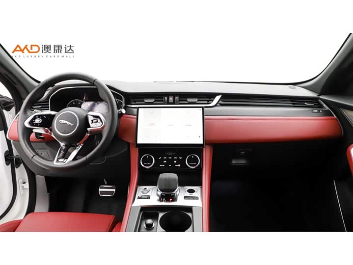 Фото 5 - Jaguar F-Pace