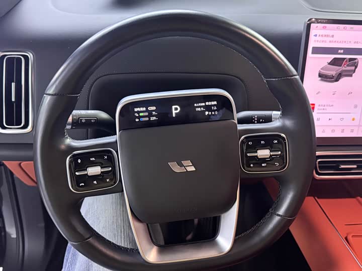 Фото 11 - LiXiang L8