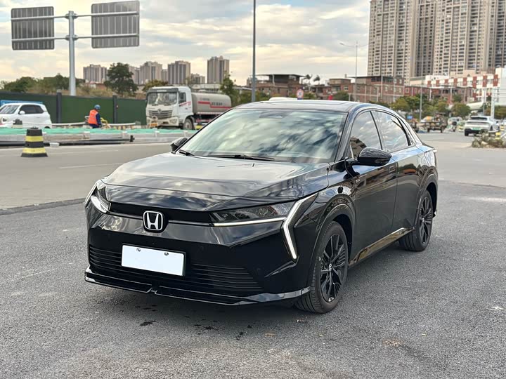 Фото 3 - Honda e:NS2