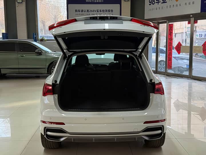 Фото 24 - Audi Q3