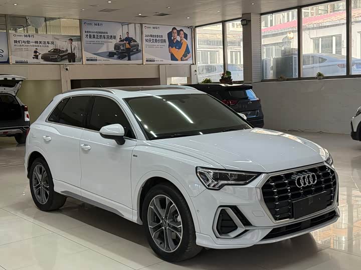 Фото 3 - Audi Q3
