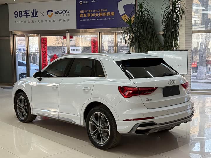 Фото 6 - Audi Q3