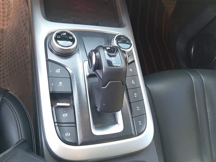 Фото 16 - Tank 300