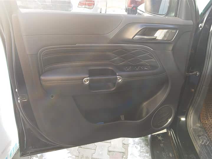 Фото 7 - Tank 300