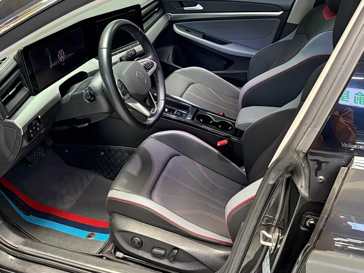 Фото 10 - Volkswagen Lamando L