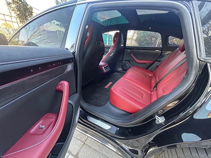 Фото 12 - Luxeed S7