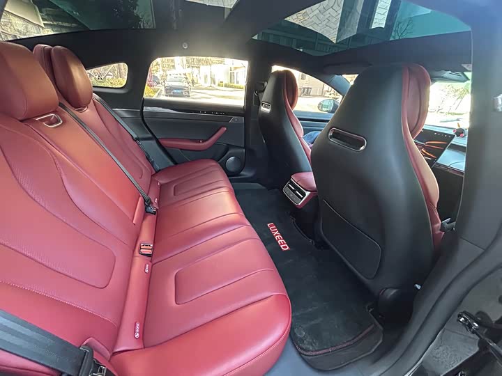 Фото 14 - Luxeed S7