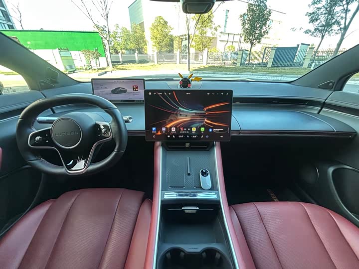 Фото 20 - Luxeed S7