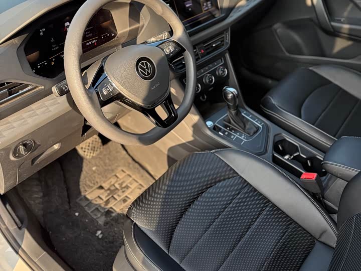 Фото 18 - Volkswagen Tharu