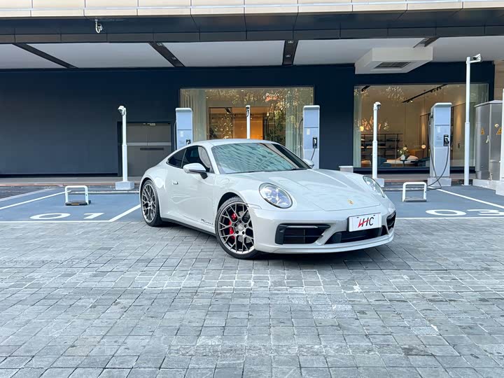 Фото 1 - Porsche 911