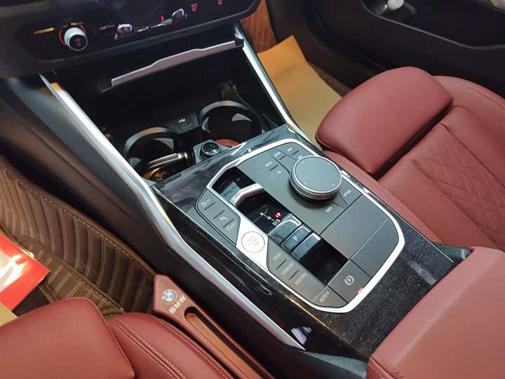 Фото 13 - BMW 3 Series