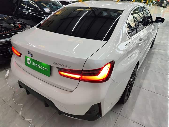 Фото 6 - BMW 3 Series