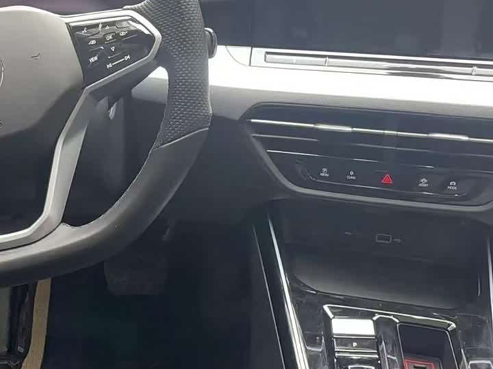 Фото 7 - Volkswagen Lamando L