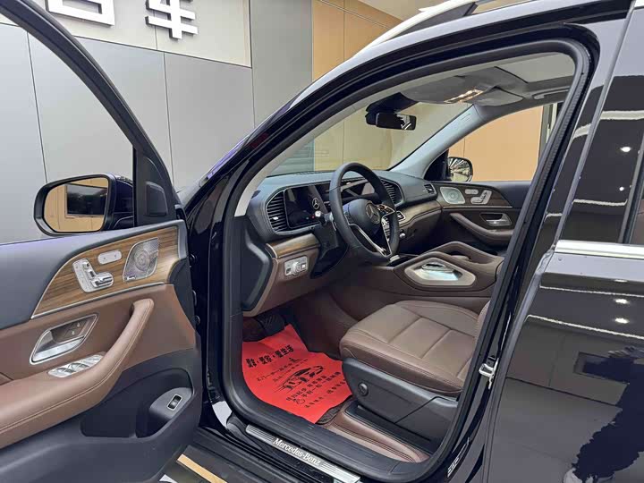 Фото 11 - Mercedes-Benz GLE-Class