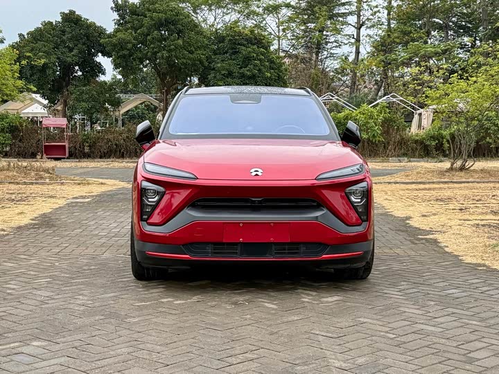 Фото 2 - Nio ES6