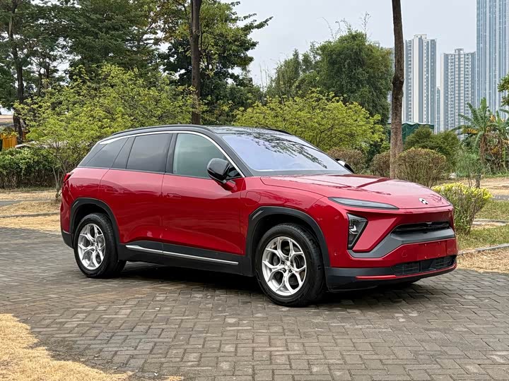 Фото 3 - Nio ES6