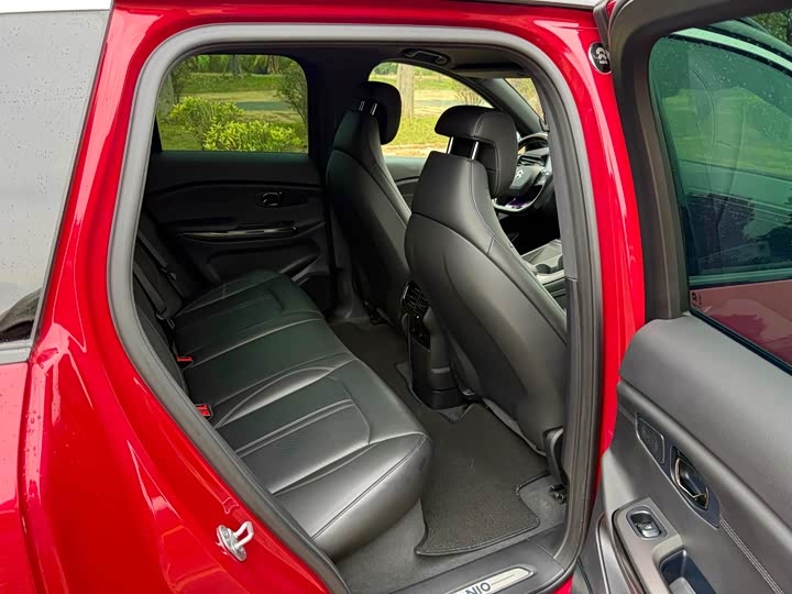 Фото 9 - Nio ES6