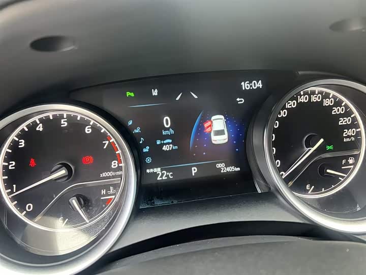 Фото 3 - Toyota Camry