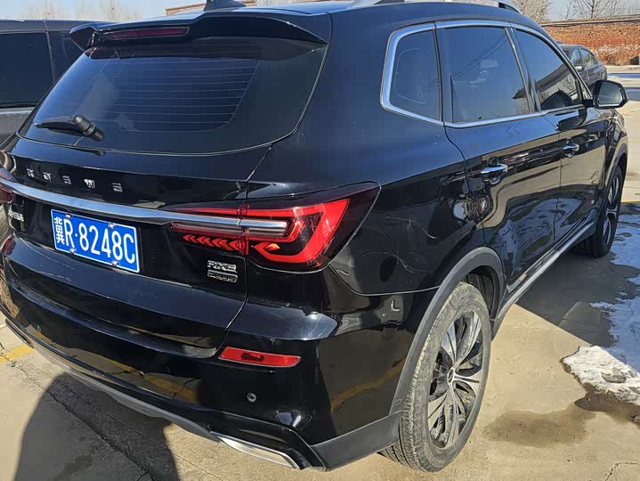 Фото 9 - Roewe RX5