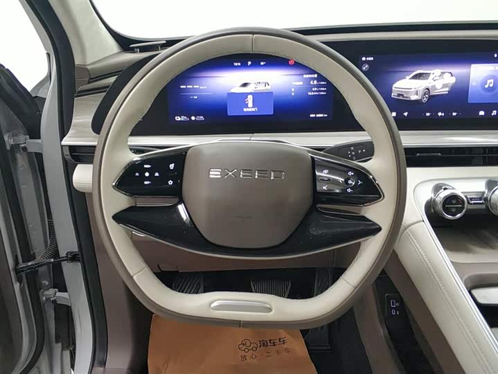 Фото 15 - Exeed RX C-DM Hybrid