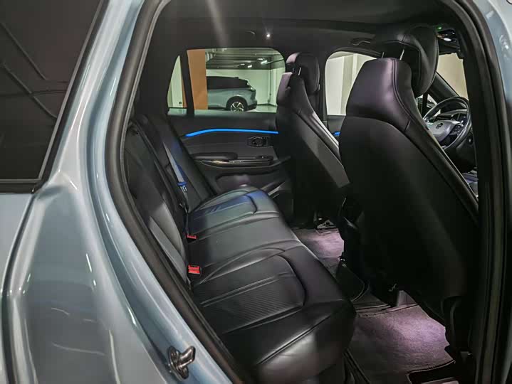 Фото 7 - Nio ES6