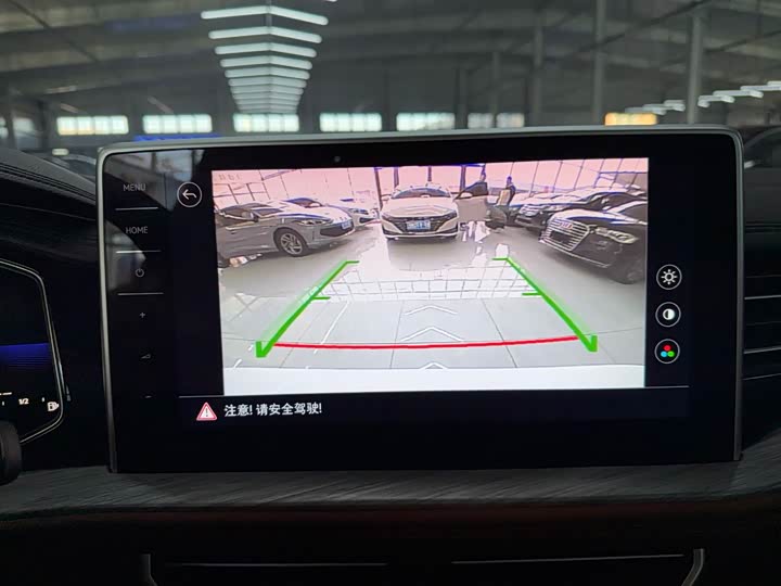 Фото 16 - Volkswagen Sagitar L