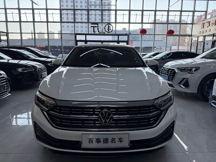 Фото 2 - Volkswagen Sagitar L