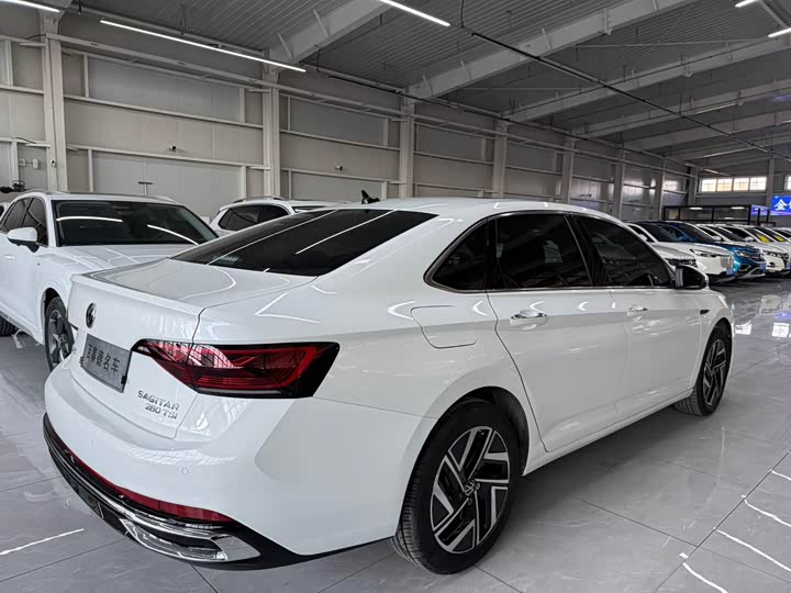 Фото 9 - Volkswagen Sagitar L