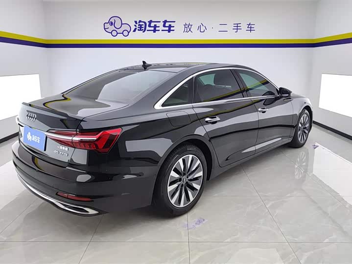 Фото 3 - Audi A6L