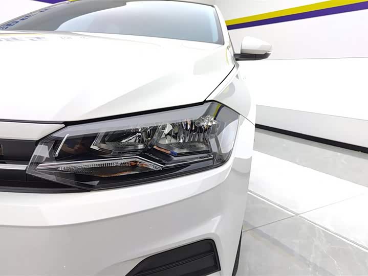 Фото 5 - Volkswagen Polo