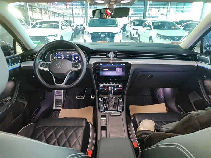 Фото 10 - Volkswagen Magotan GTE Hybrid