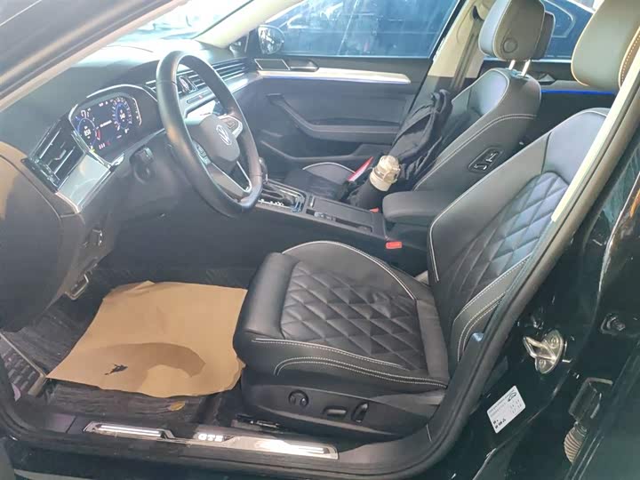 Фото 15 - Volkswagen Magotan GTE Hybrid