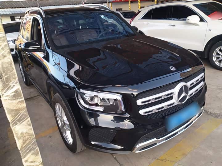 Фото 4 - Mercedes-Benz GLB-Class