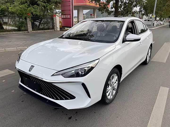 Фото 1 - Roewe i5