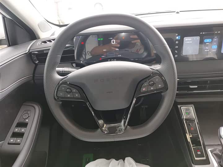 Фото 3 - Roewe i5