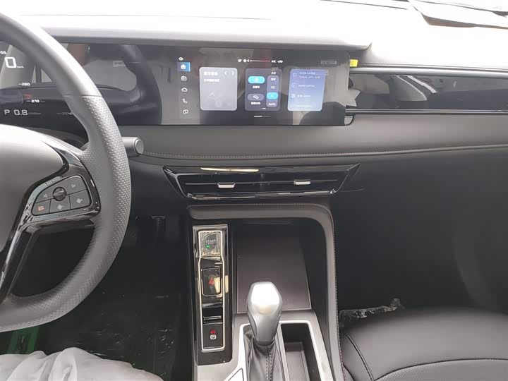 Фото 6 - Roewe i5