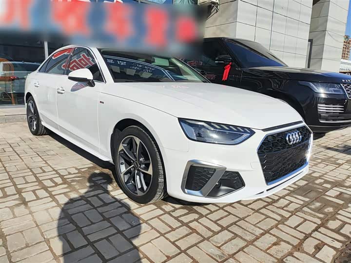 Фото 4 - Audi A4L