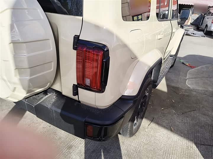 Фото 8 - Tank 300 Hybrid