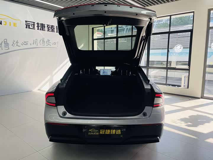 Фото 20 - XPeng F57