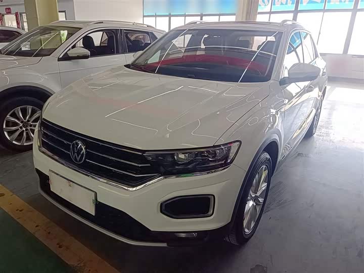 Фото 2 - Volkswagen T-Roc