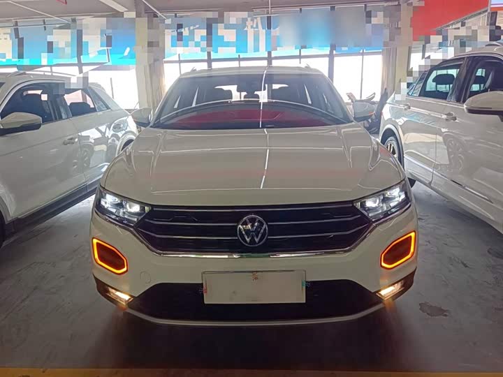 Фото 3 - Volkswagen T-Roc