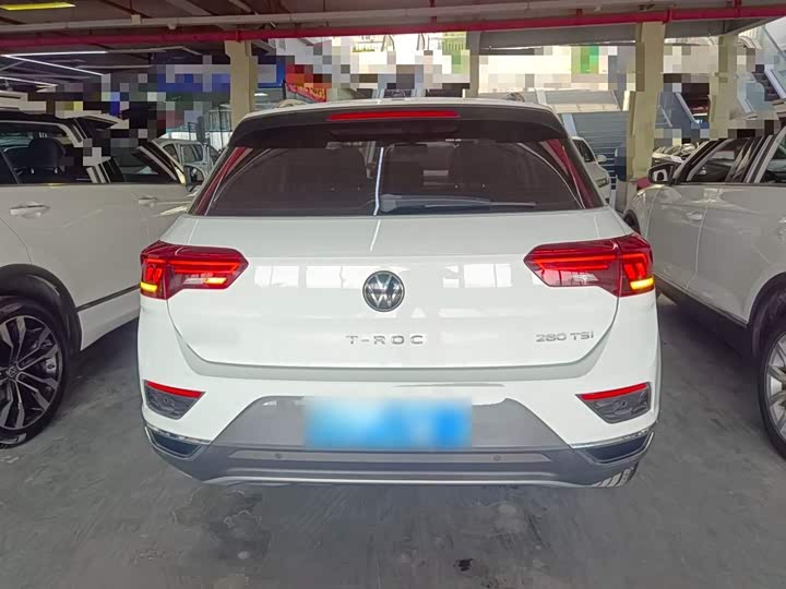 Фото 6 - Volkswagen T-Roc