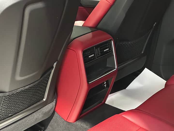 Фото 17 - Porsche Cayenne Hybrid