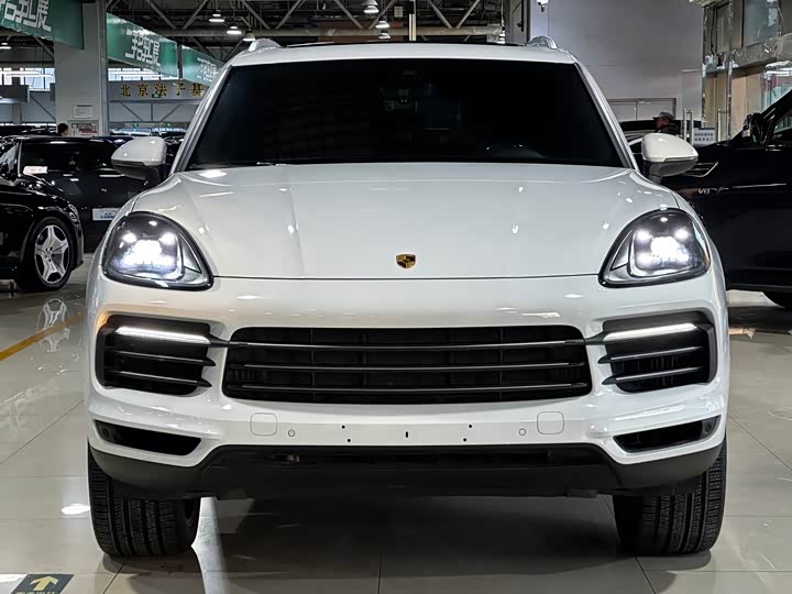 Фото 2 - Porsche Cayenne Hybrid