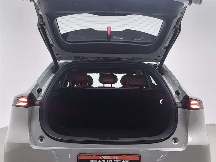 Фото 16 - Changan Deepal S05