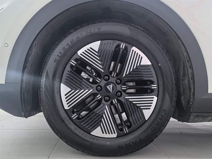 Фото 17 - Changan Deepal S05