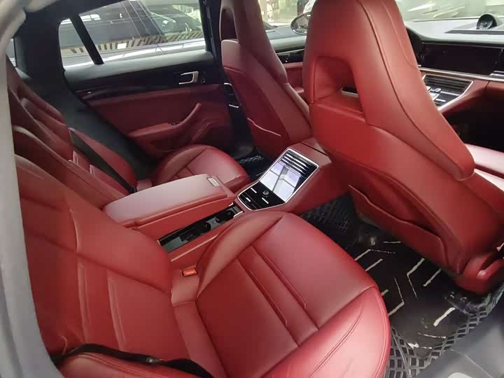 Фото 6 - Porsche Panamera